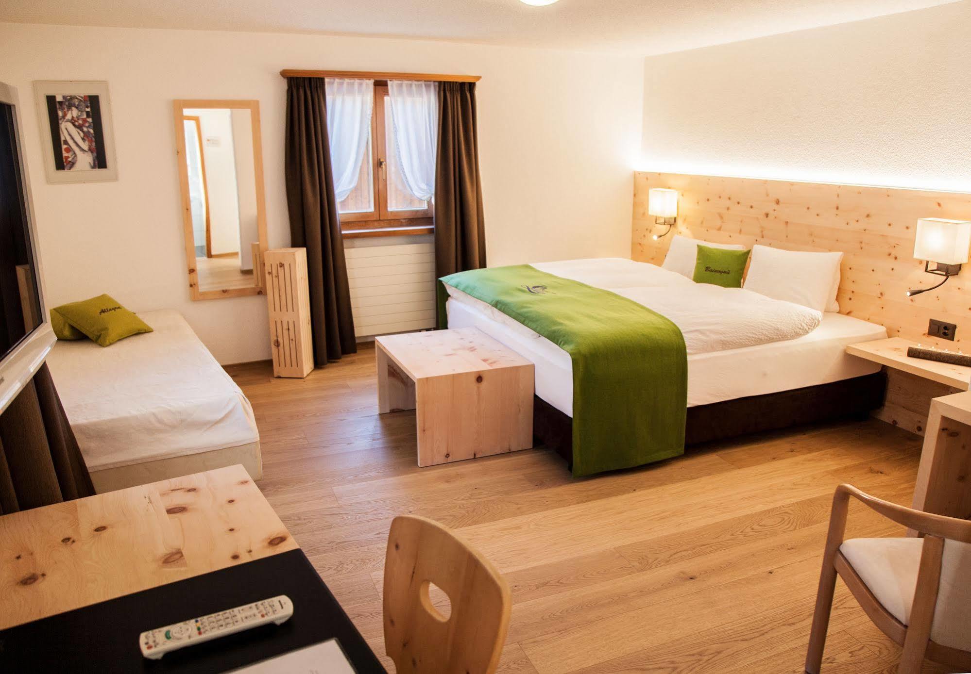 Wellnesshotel Liun B&B Müstair Kültér fotó